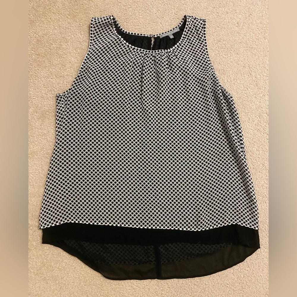 Daniel Rainn Black and White Sleeveless Geometric Print Blouse